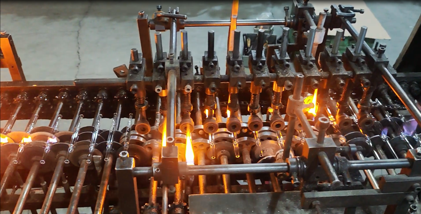 Glass Tube for Ampoule Manufacturing: ISO-Certified, USP Type 1 & Customizable Solutions